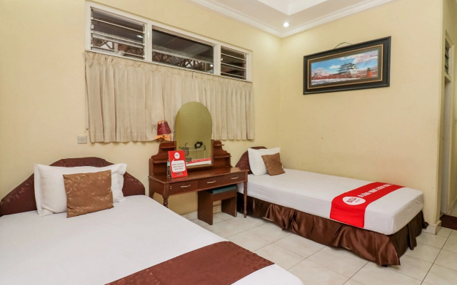 Hotel O Ratu