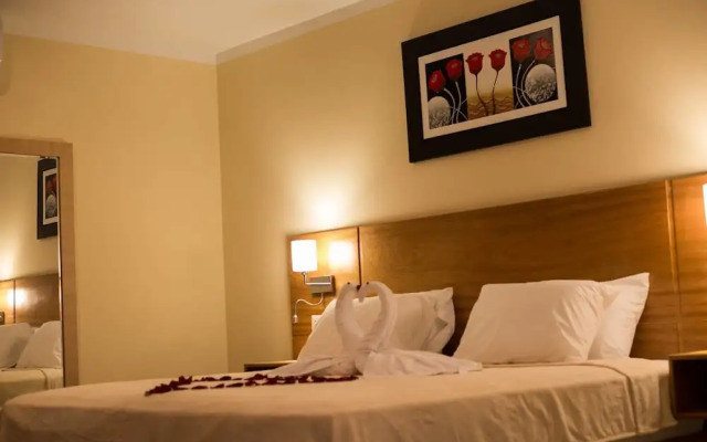 Aguila Dorada Selva Hotel