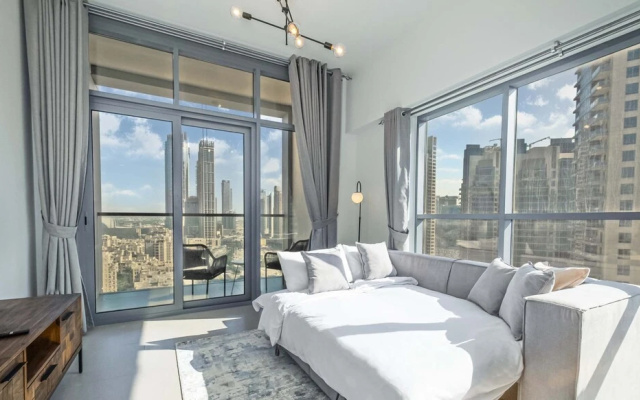 LUX Executive Burj Khalifa View Suite