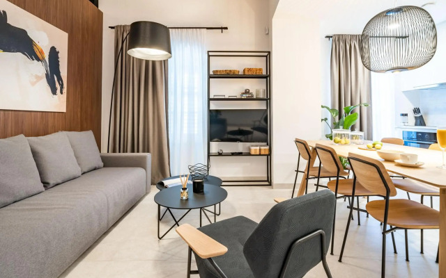 Agape Suite Old Town-Luxury Two Bedroom Apartment