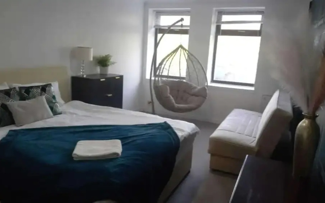 Gourock Blissful Apartment With 3 Bedrooms
