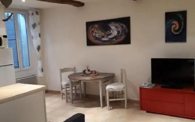 Les Capena 2