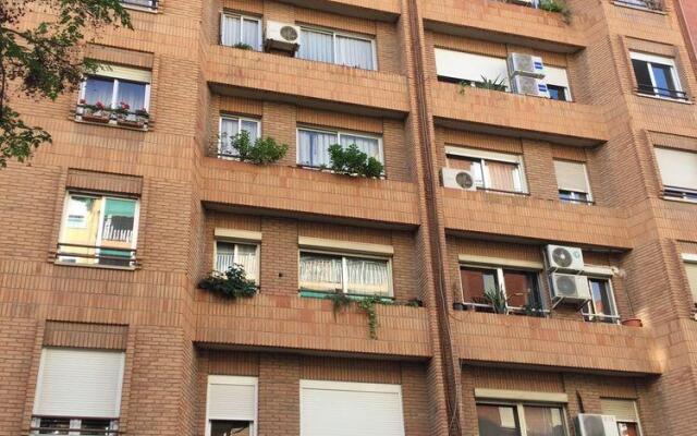 Отель Luz De Valencia Валенсия вид на фасад