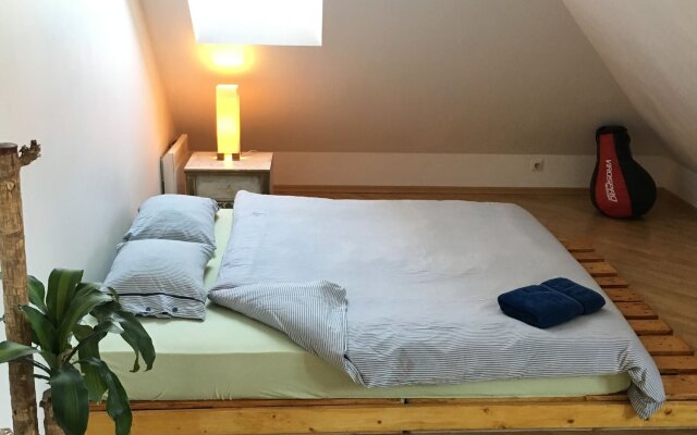 Jimmy Jumps House in Vilnius, Lithuania from 102$, photos, reviews - zenhotels.com guestroom