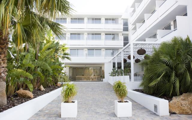 Hotel Anfora Ibiza вид на фасад