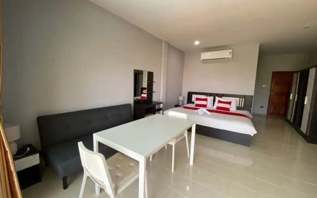 Chernin Apartment Suites, Rawai