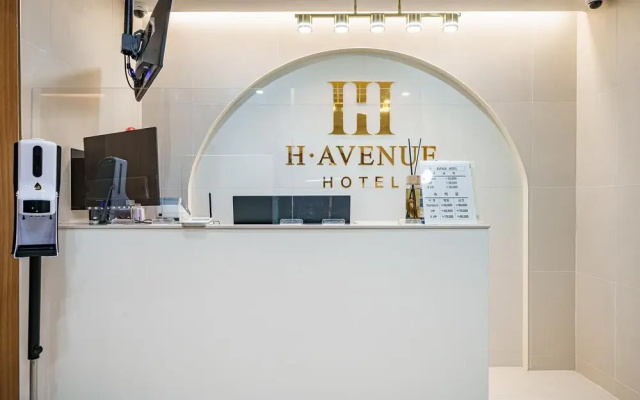 H Avenue Gimhae Samgye