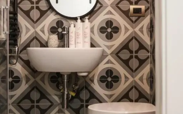 Pizzofalcone Studio by Wonderful Italy
