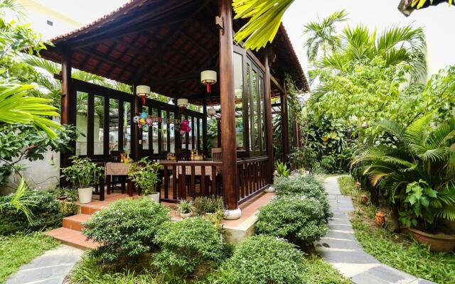 Отель Hoi An Holiday Villa вид на фасад
