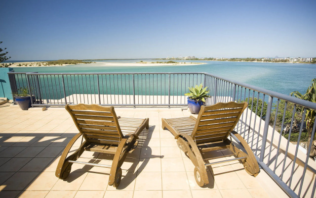 BreakFree Grand Pacific Resort