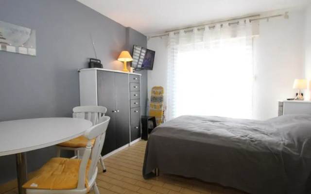 Appartement Balaruc-les-Bains, 1 pièce, 2 personnes - FR-1-553-100