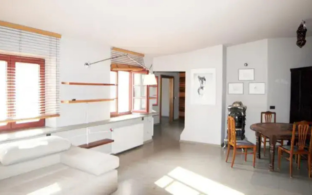 INApartments Classic Riverside