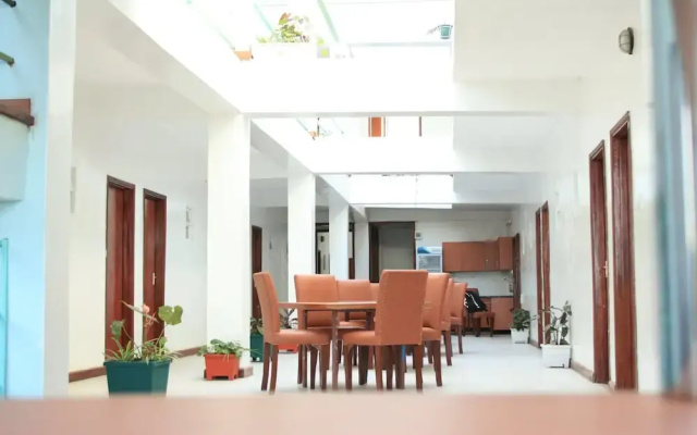 Sadili Oval B & B