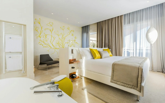 Отель Le Petit Nice Passedat - Relais & Châteaux