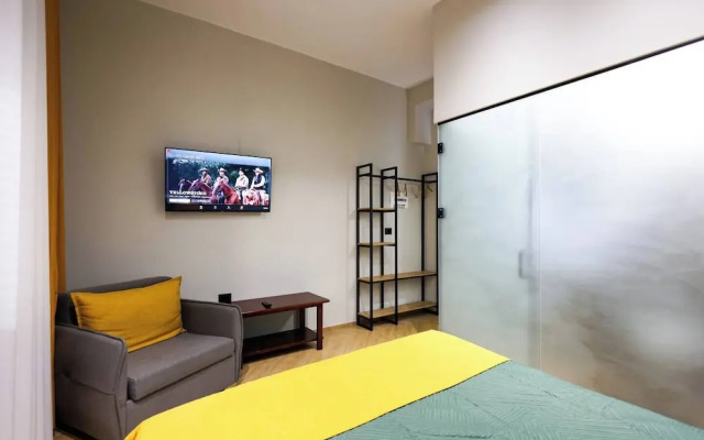 Grandstay Central 101