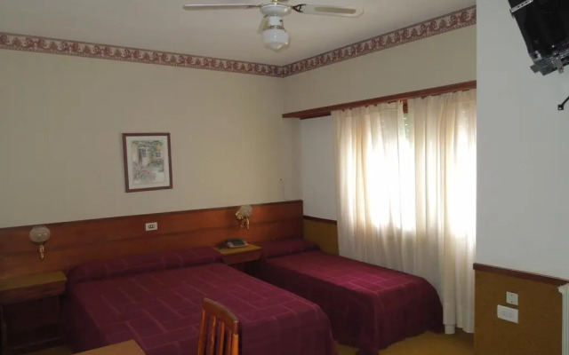 Apolo Hotel