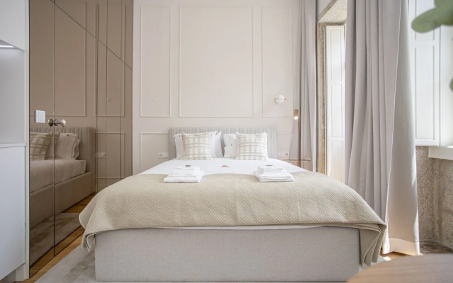 Liiiving - Clérigos Boutique Apartment 2F