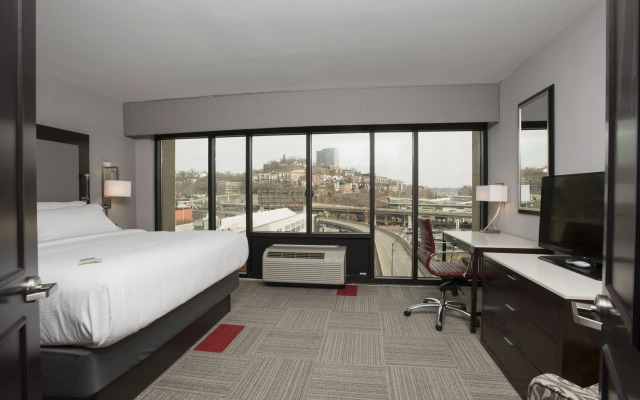 voco The Clair Cincinnati Downtown by IHG
