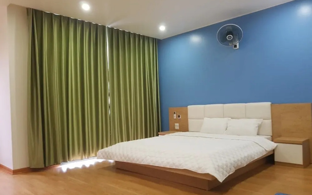 Blue Star Hotel
