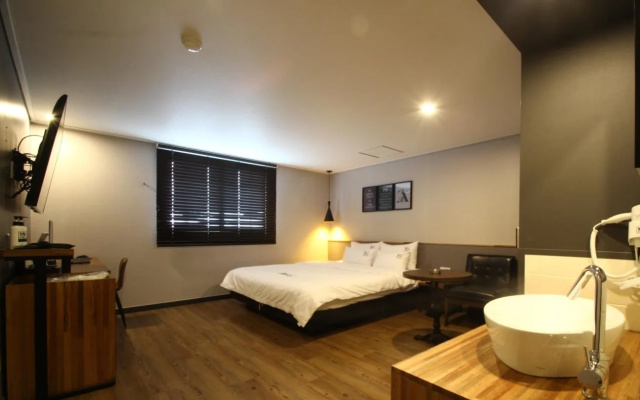 Hotel No 25