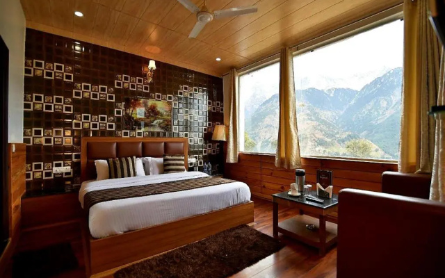 Hotel Divyansh By DLS Hotels