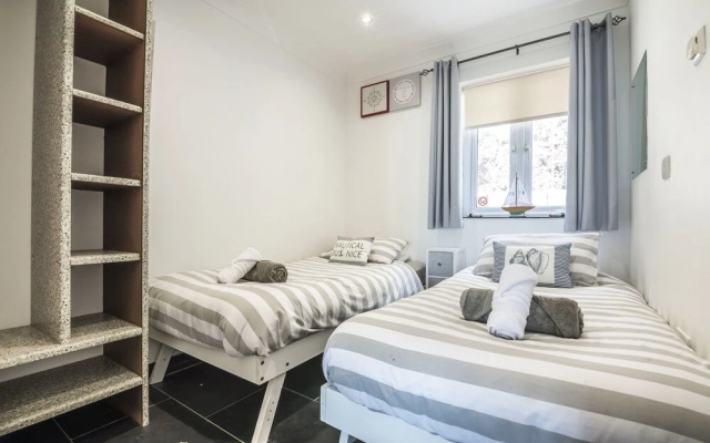 Pendine Heights - 2 Bedroom Apartment