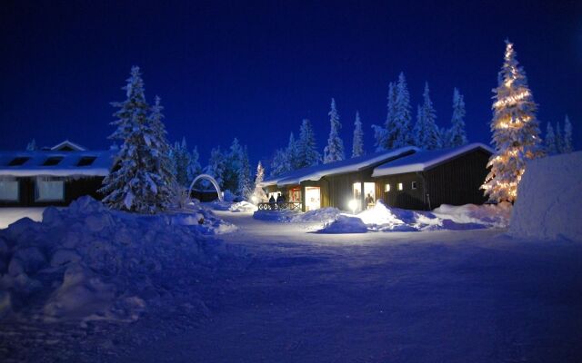 Icehotel in Jukkasjarvi, Sweden from 150$, photos, reviews - zenhotels.com hotel front