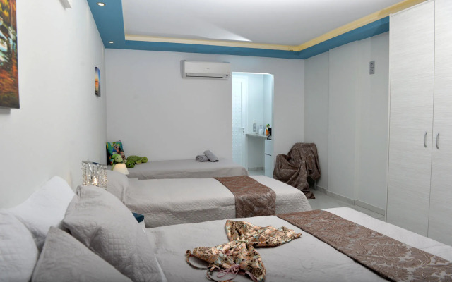 Callinica Hotel