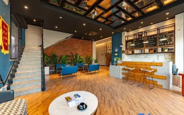 Yezi Crystal Hotel(Taiyuan Jinsi Park Branch)