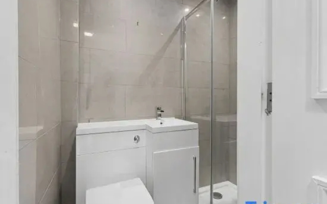 Stylish 1 Bed Edinburgh City Centre Apartment