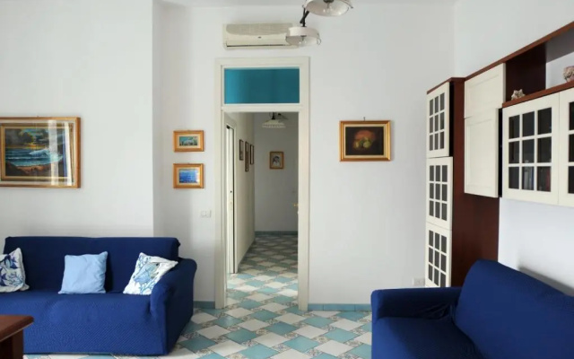 Marina Grande ,102
