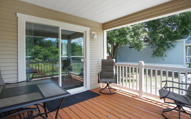 Lake House #17