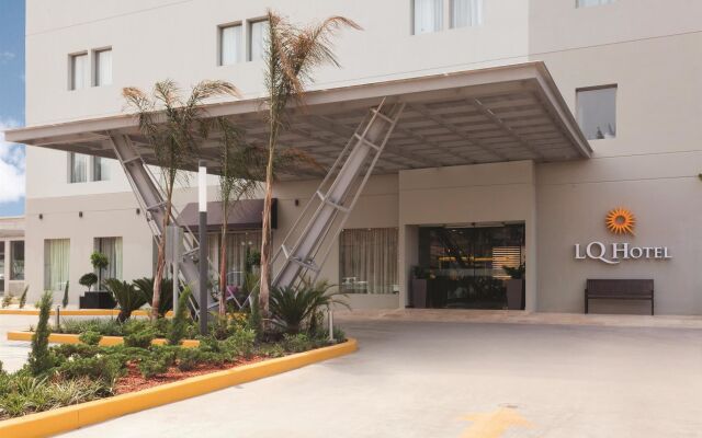 LQ Hotel Tegucigalpa вид на фасад