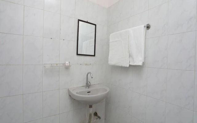 OYO 4229 Rishi Homes Stay