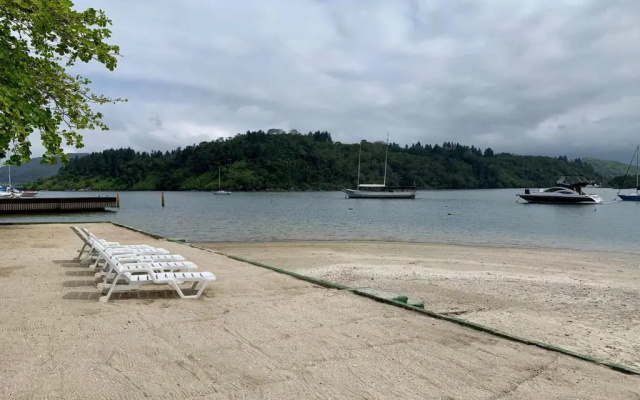Apartamento Angra vista para o mar