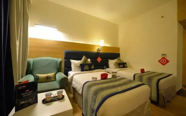 OYO Premium Banjara Hills Road No1