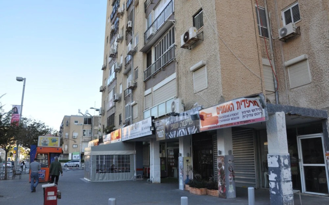 Isra Home Rothschild 8-2 Apartment