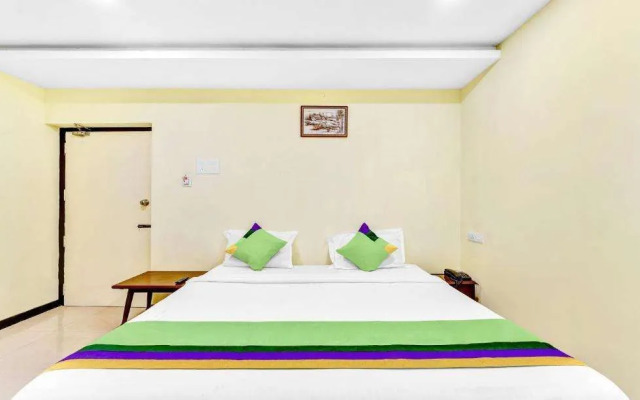 Treebo B Coral, 2 Km From Promenade Beach