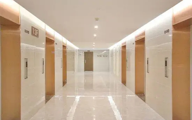 Celebrity Art Homestay (Zhengzhou Zhenghonghui Hi-tech Digital Port)