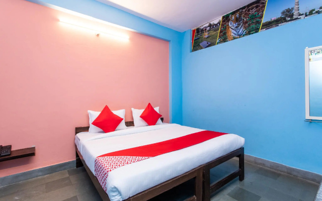 OYO Flagship 28062 Kamla Shree