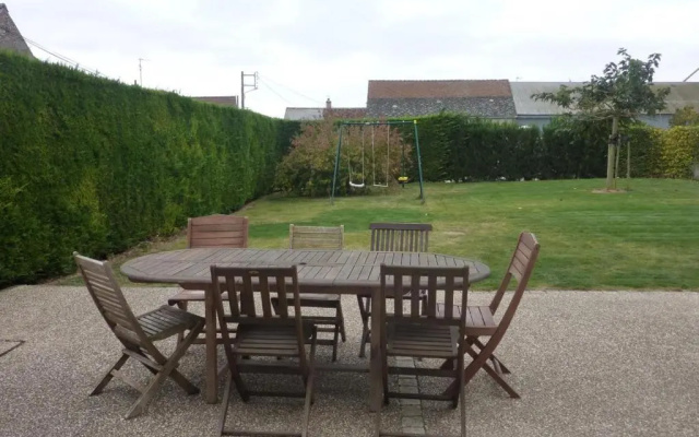 Gîte La Chapelle-Saint-Martin-en-Plaine, 4 pièces, 7 personnes - FR-1-491-55