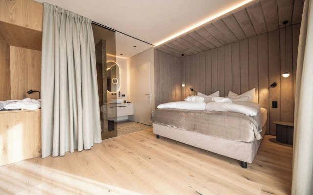 Alma Alpina Lodge