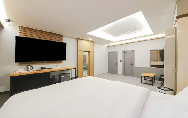 Gwangju Gwangsangu Hanam Hound Hotel
