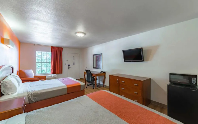 Executive Inn Giddings