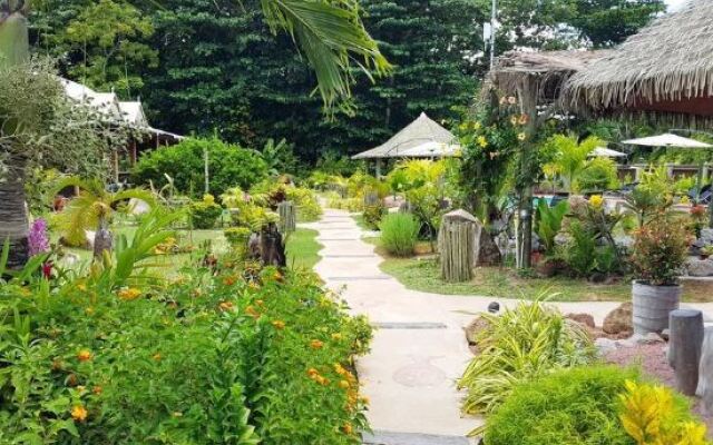 La Digue Holiday Villa in La Digue, Seychelles from 209$, photos, reviews - zenhotels.com