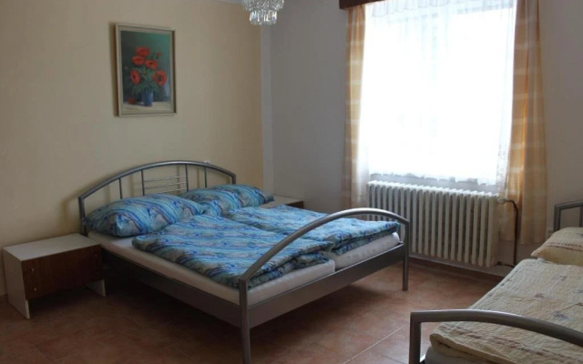 Domek u lesa