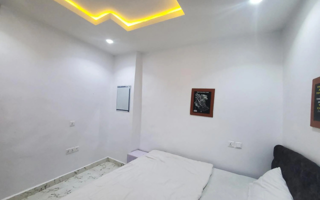 Awesome 1-Bed Apartment With FREE WIFI and 24hrs Power Supply