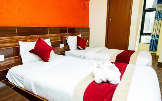 Hotel Everest Regency by OYO Rooms