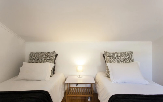 ALTIDO Modern 2BR Apt 5mins to Av. da Liberdade