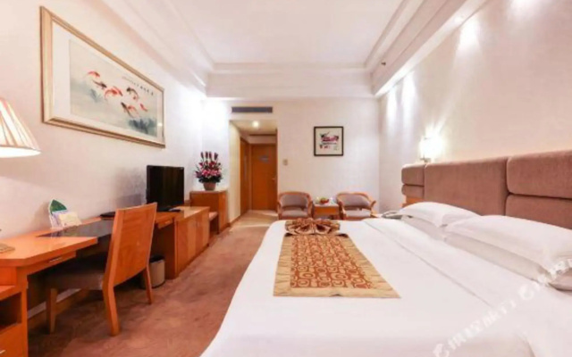 Zhujiang Hotel